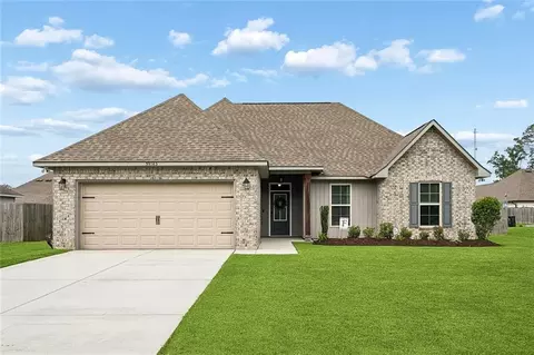 39563 Island Trace Blvd, Ponchatoula, LA 70454