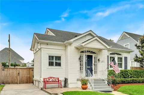 435 Glendale Dr, Metairie, LA 70001
