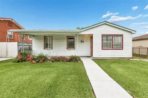 52 Creagan Ave, Gretna, LA 70053