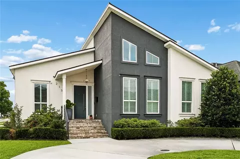 2138 Timoleon St, New Orleans, LA 70122