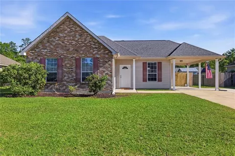 20095 Pecan Trce, Ponchatoula, LA 70454