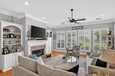 Living - 3200 Range Ct, Mandeville, LA 70448 photo 2 of 2