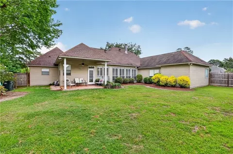 Exterior - 3200 Range Ct, Mandeville, LA 70448 photo 5 of 6