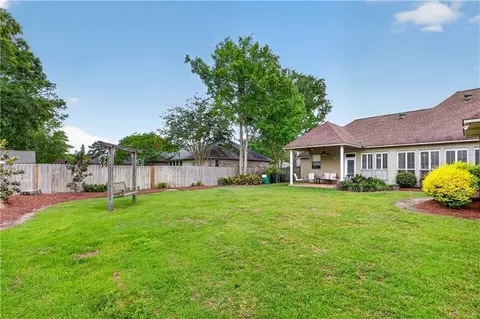 Exterior - 3200 Range Ct, Mandeville, LA 70448 photo 3 of 6