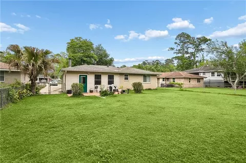 Exterior - 453 Hickory Dr, Slidell, LA 70458 photo 3 of 4