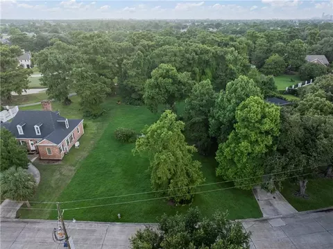 34 Colony Rd, Gretna, LA 70056