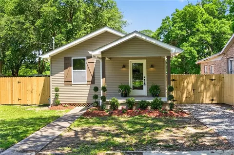 1246 General Collins Ave, New Orleans, LA 70114