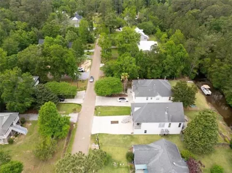 View/Area - 18123 Cusachs Dr, Covington, LA 70433 photo 3 of 3