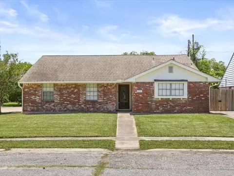 2737 Cupid St, New Orleans, LA 70131