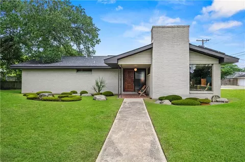 Exterior - 1556 Tenth St, Slidell, LA 70458 photo 1 of 3