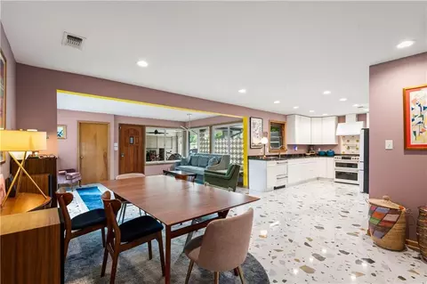 Dining - 1556 Tenth St, Slidell, LA 70458 photo 1 of 1