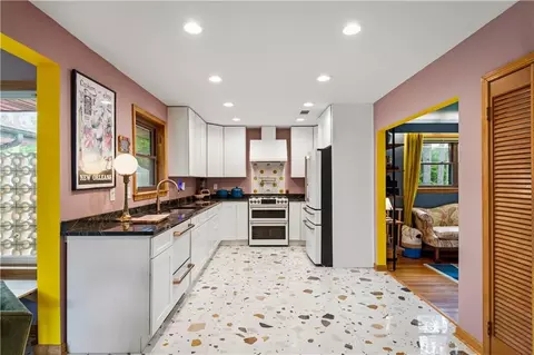 Kitchen - 1556 Tenth St, Slidell, LA 70458 photo 1 of 4