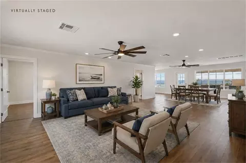 Living - 350 Carr Dr, Slidell, LA 70458 photo 1 of 6