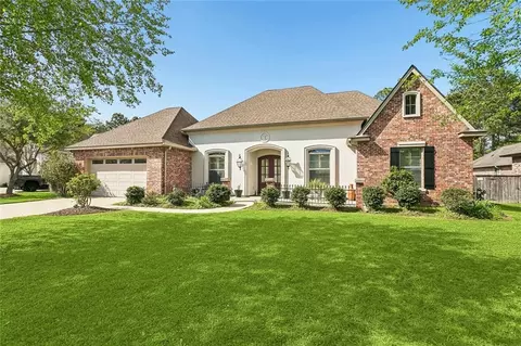 751 Place Saint Etienne Dr, Covington, LA 70433
