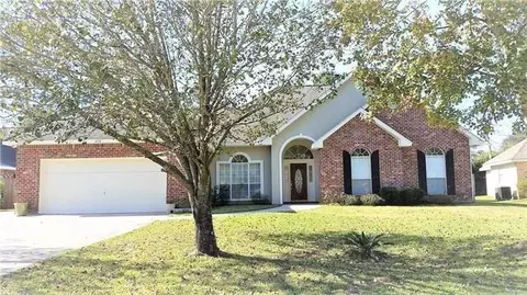 476 Choctaw Dr, Abita Springs, LA 70420