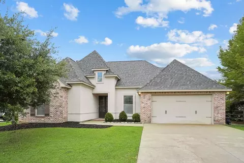 1004 Cypress Crossing Dr, Madisonville, LA 70447
