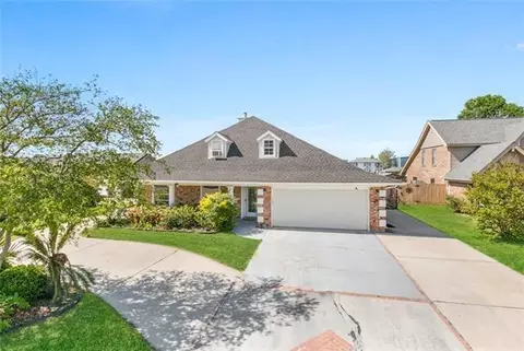 290 Moonraker Dr, Slidell, LA 70458