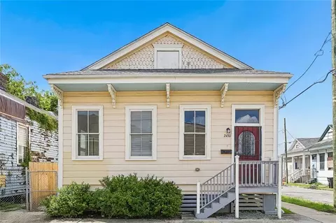 2430 Clara St, New Orleans, LA 70113