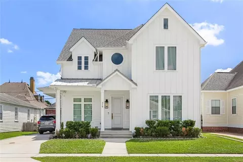 310 E Maple Ridge Dr, Metairie, LA 70001