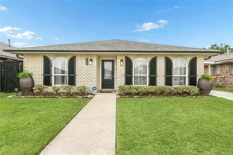 1112 Giuffrias Ave, Metairie, LA 70001