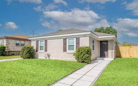 4818 Stemway Dr, New Orleans, LA 70126