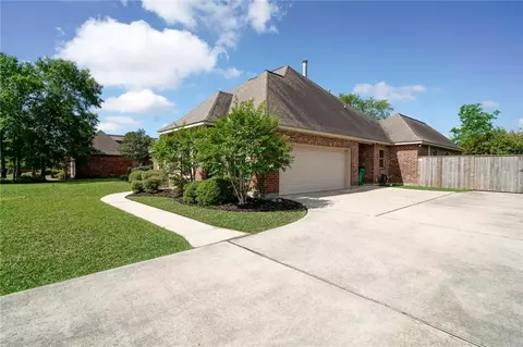 Exterior - 443 Clayton Ct, Slidell, LA 70461 photo 4 of 11