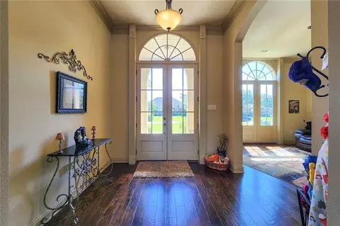 Entry Way - 443 Clayton Ct, Slidell, LA 70461 photo 1 of 2