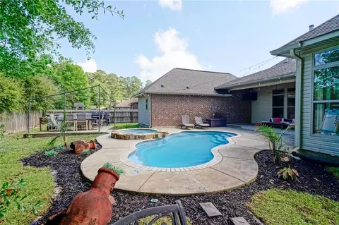 Exterior - 443 Clayton Ct, Slidell, LA 70461 photo 8 of 11