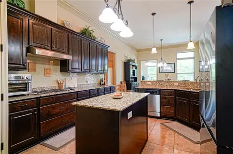 Kitchen - 443 Clayton Ct, Slidell, LA 70461 photo 1 of 4