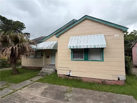 1825 N 17th St, Baton Rouge, LA 70802