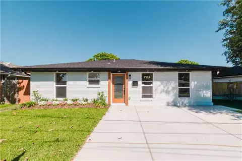 725 Blanche St, Metairie, LA 70003