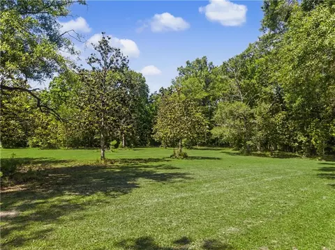 Exterior - 13221 Boyd Rd, Covington, LA 70435 photo 5 of 16