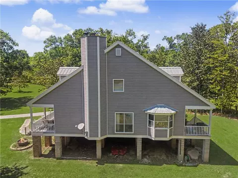 Exterior - 13221 Boyd Rd, Covington, LA 70435 photo 10 of 16