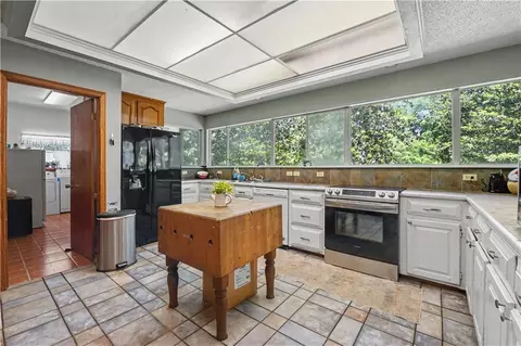 Kitchen - 13221 Boyd Rd, Covington, LA 70435 photo 2 of 2
