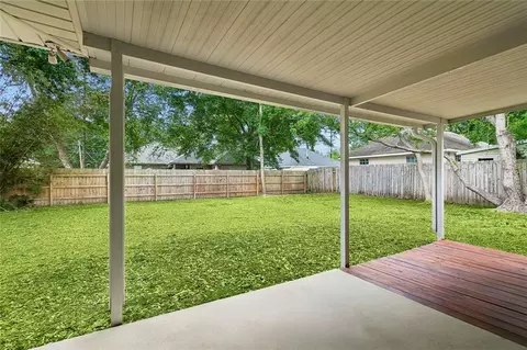 Exterior - 2170 Second St, Mandeville, LA 70471 photo 2 of 3