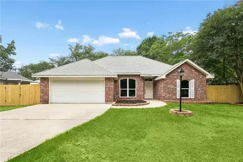 2170 Second St, Mandeville, LA 70471