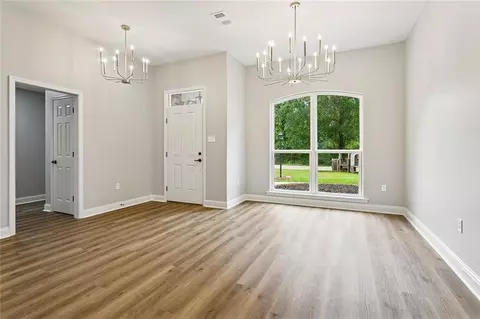 Living - 2170 Second St, Mandeville, LA 70471 photo 1 of 4