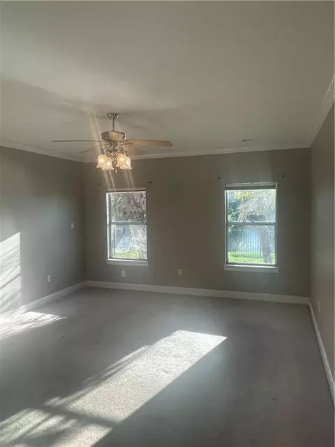 Living - 217 Masters Point Ct, Slidell, LA 70458 photo 4 of 4