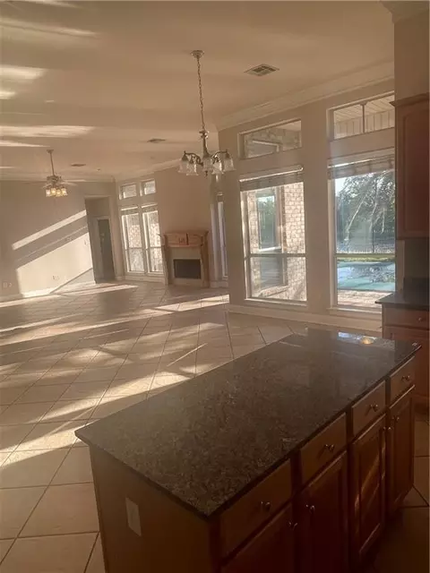Living - 217 Masters Point Ct, Slidell, LA 70458 photo 2 of 4