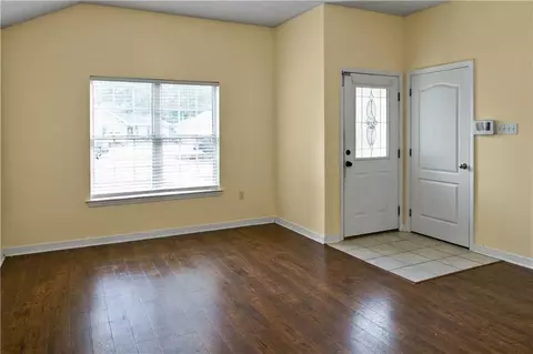 Living - 2510 Crane St, Slidell, LA 70460 photo 3 of 3