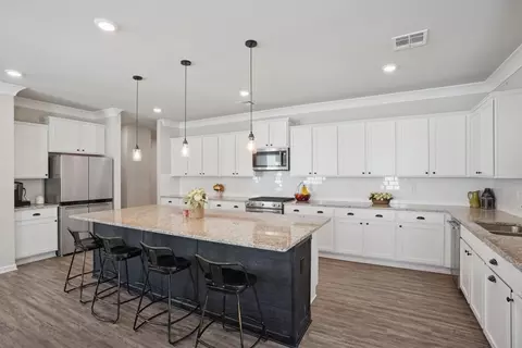 Kitchen - 67512 Emerald Dove Dr, Covington, LA 70433 photo 3 of 3