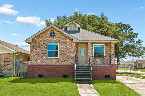 2045 Gladstone Dr, Marrero, LA 70072