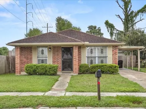 4939 Gawain St, New Orleans, LA 70127