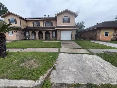 3032 Destrehan Ave, Harvey, LA 70058