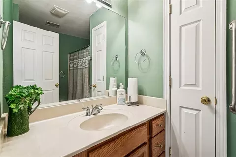 Bath - 1848 9th St, Slidell, LA 70458 photo 2 of 3