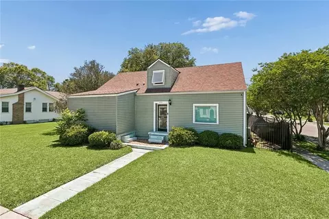3740 Fairmont Dr, New Orleans, LA 70122