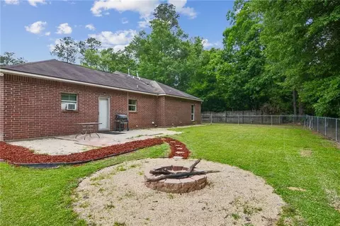 Exterior - 22397 Gemstone Pl, Robert, LA 70455 photo 4 of 6