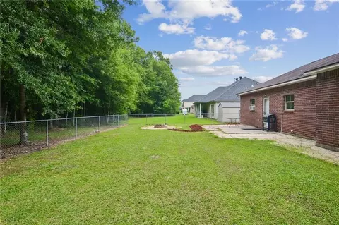 Exterior - 22397 Gemstone Pl, Robert, LA 70455 photo 3 of 6