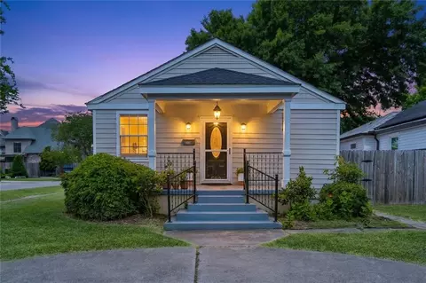 520 Rosewood Dr, Metairie, LA 70001