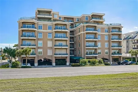 400 Metairie Hammond Hwy #3D, Metairie, LA 70005